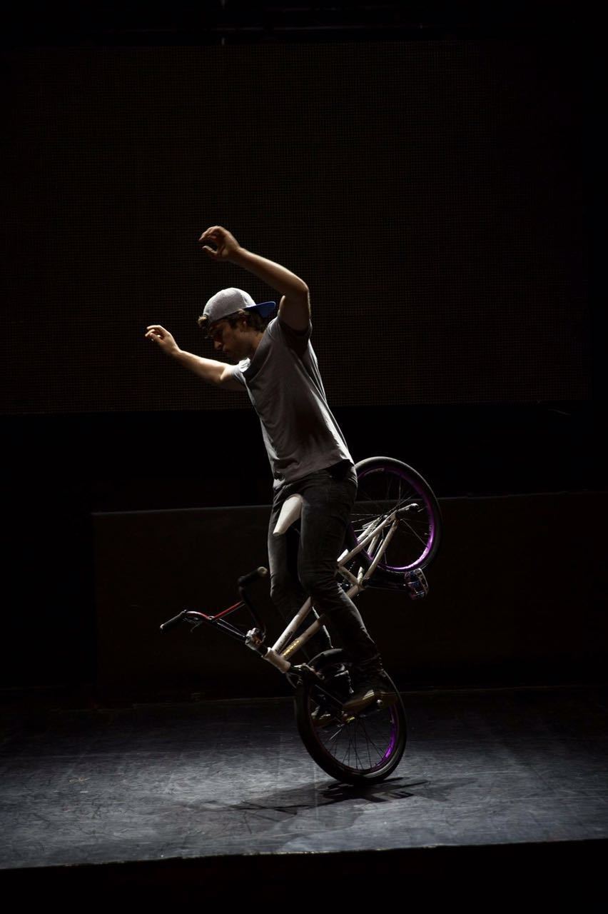 BMX Stunt Biker Dubai Extreme Events Performer UAE