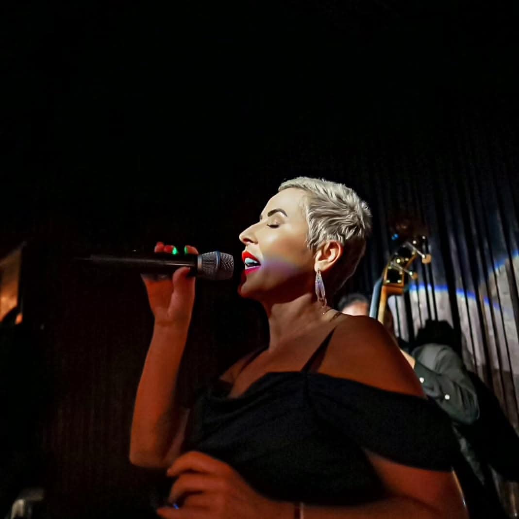 Jazz, Pop & French Repetoire Vocalist